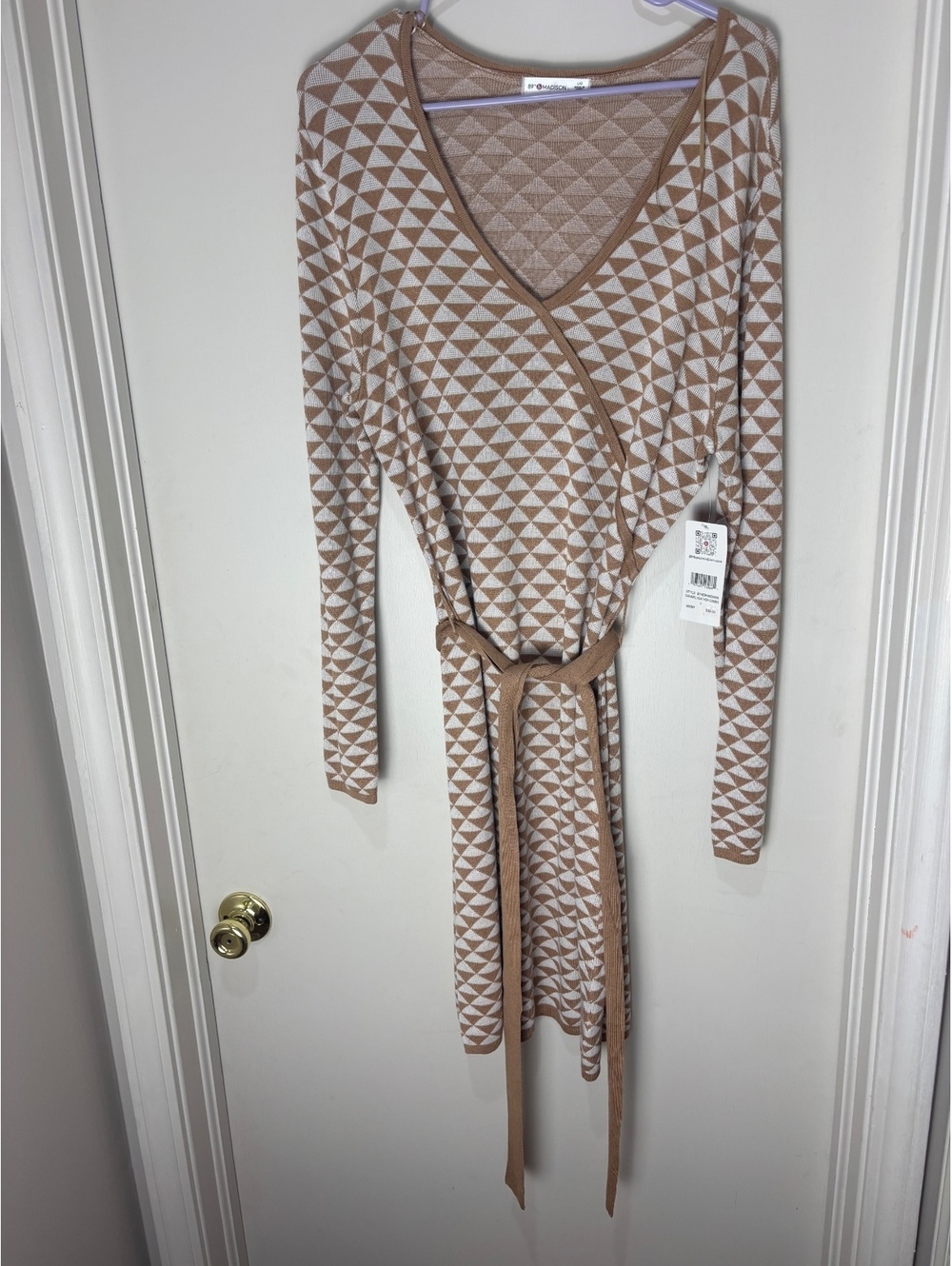 89th & Madison Wrap Sweater Dress Womens Large Geometric Belted Brown NWT